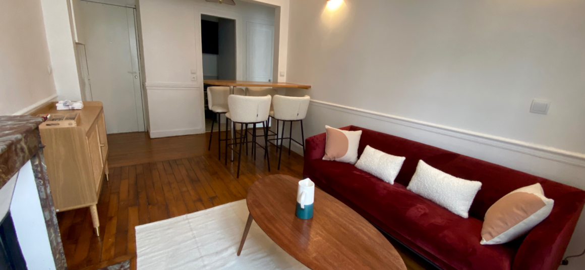 MEUBLÉ – 1 chambre – Paris 17ème – Batignolles – Rue Clairaut – 35 m2 – 4ème étage sans ascenseur – Loyer charges comprises : 1.400 euros