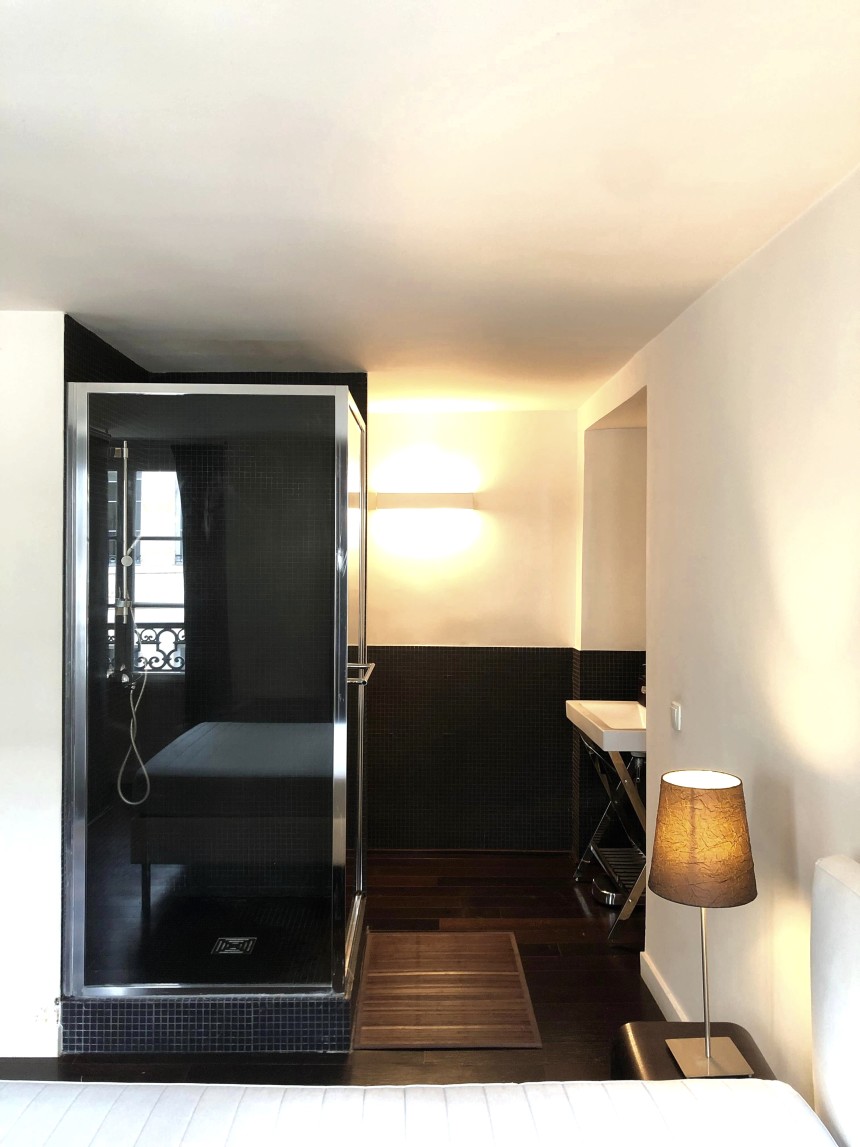 MEUBLÉ – 1 chambre – 42 m2 – Paris 2ème – Rue du Mail – 2ème étage sans ascenseur – Loyer charges comprises : 2.000 euros