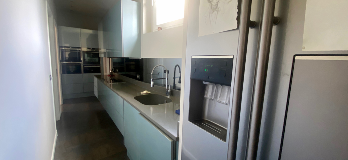 MEUBLÉ – 3 chambres – Avenue Malakoff – PARIS 16ème – 150 m2 – 4ème étage avec ascenseur – Loyer charges comprises : 5.900 euros