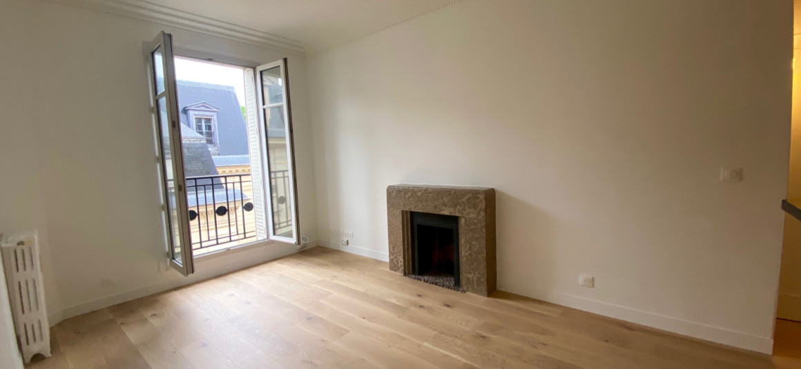 Sans titre3 VIDE – 1 chambre – Paris 8ème – Rue Chateaubriand – 45 m2 – 4ème étage ascenseur – Loyer charges comprises : 1.800 euros