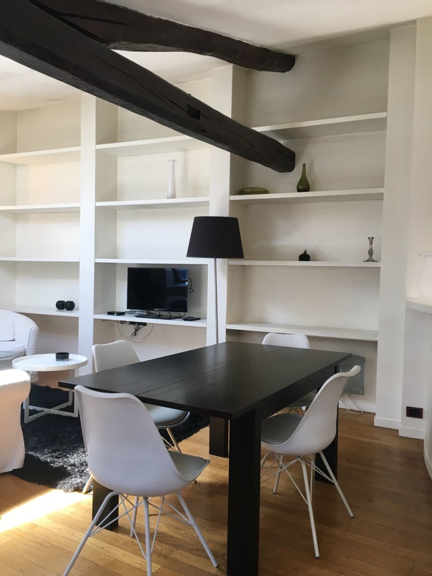 MEUBLÉ – 1 chambre – Paris 3ème – Rue Beranger – 60 m2 – 6ème étage ascenseur – Loyer charges comprises : 2.350 euros