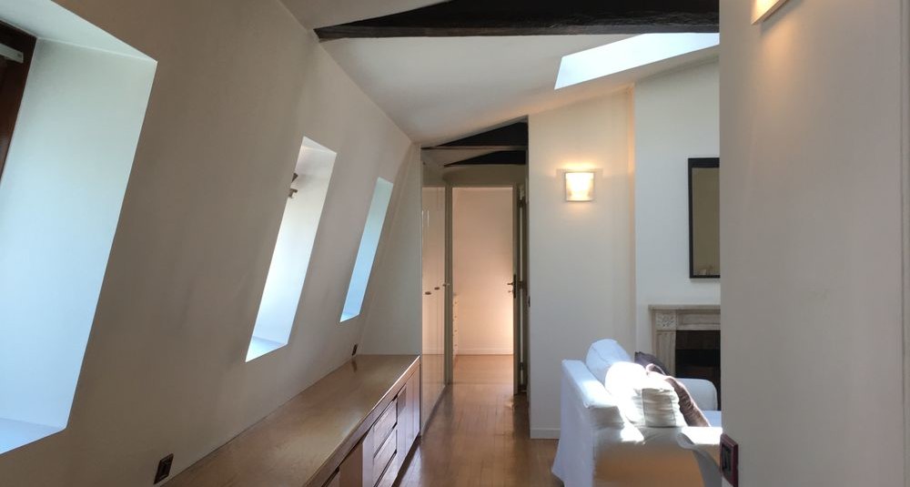 MEUBLÉ – 1 chambre – Paris 3ème – Rue Beranger – 60 m2 – 6ème étage ascenseur – Loyer charges comprises : 2.350 euros