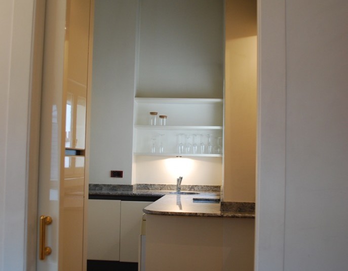MEUBLÉ – 1 chambre – Paris 3ème – Rue Beranger – 60 m2 – 6ème étage ascenseur – Loyer charges comprises : 2.350 euros