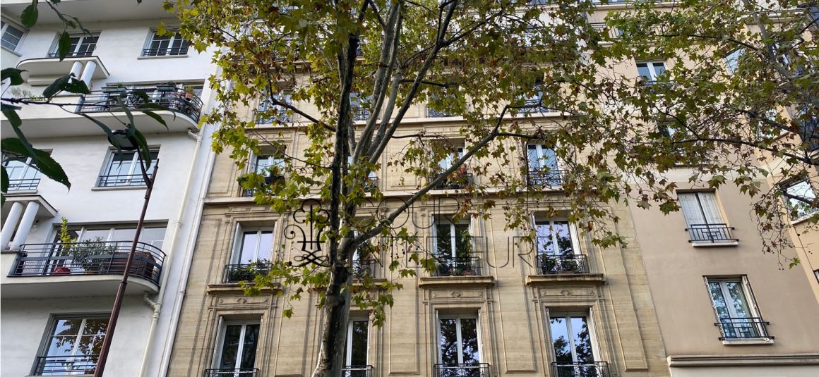 VIDE – 2 chambres – 71 m2 – Paris 17ème – Bld Pereire / quartier Wagram Levis – 2ème étage ascenseur – Loyer charges comprises : 2.542 euros