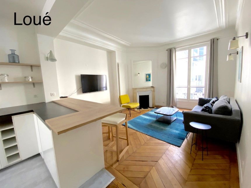 MEUBLÉ – 1 chambre – Rue Chambiges – Paris 8ème – 55 m2 – 4ème étage avec ascenseur – Loyer charges comprises : 2.500 €