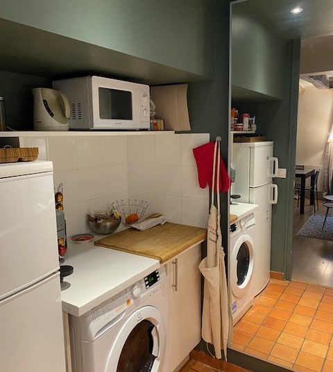 MEUBLÉ – 1 chambre – 92 Neuilly sur Seine – 40 m2 – Rue Paul Chatrousse (Pont de Neuilly) – 2ème étage ascenseur – Loyer charges comprises : 1.600 €