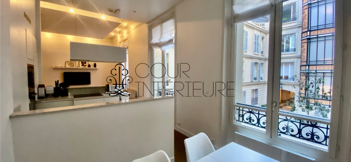 MEUBLÉ – 3 chambres (2 chambres + 1 bureau / chambre d’amis) – 77 m2 – Avenue Foch / Bld Flandrin / Porte Dauphine –  Paris 16ème – 1er étage ascenseur –  Loyer charges comprises : 3.100 €