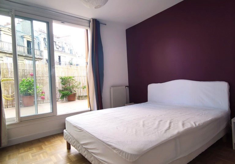 MEUBLÉ – 2 chambres – 92 Neuilly sur Seine – 80 m2 – 2 terrasses de 17 et 25 m2 – 4ème étage ascenseur – Loyer charges comprises : 3.150 euros