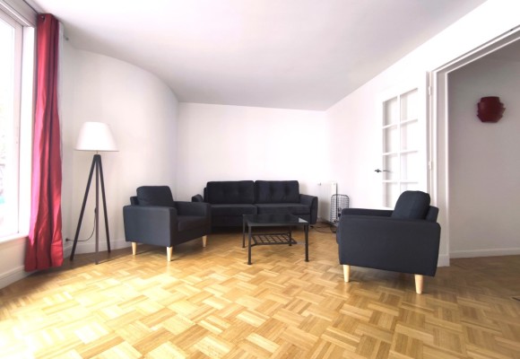 MEUBLÉ – 2 chambres – 92 Neuilly sur Seine – 80 m2 – 2 terrasses de 17 et 25 m2 – 4ème étage ascenseur – Loyer charges comprises : 3.150 euros