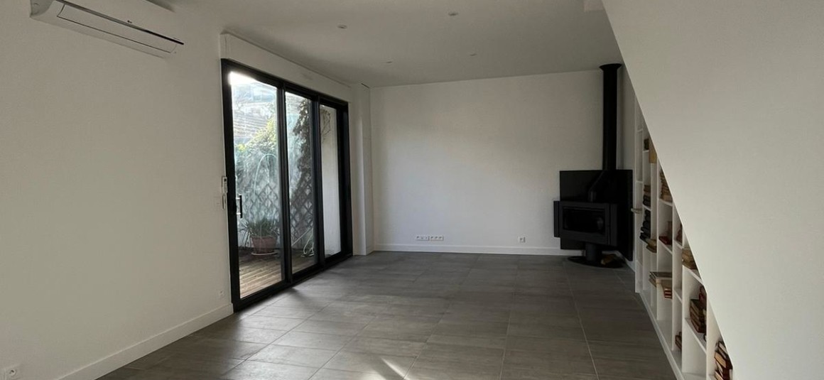VIDE – Maison contemporaine – 130 m2 – La Garenne Colombes (92) – 3 chambres – Loyer : 3.000 euros