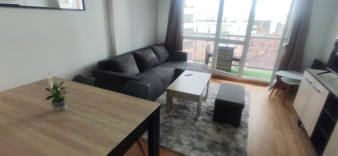 MEUBLÉ – 2 chambres – Pantin (93) rue Eugene et Marie Louise Cornet – 65 m2 + Balon + terrasse 19 m2 + parking – 5ème étage avec ascenseur – Loyer charges comprises : 1.980 euros