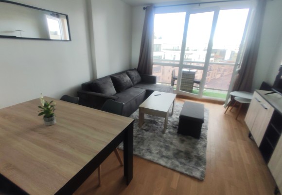 MEUBLÉ – 2 chambres – Pantin (93) rue Eugene et Marie Louise Cornet – 65 m2 + Balon + terrasse 19 m2 + parking – 5ème étage avec ascenseur – Loyer charges comprises : 1.980 euros