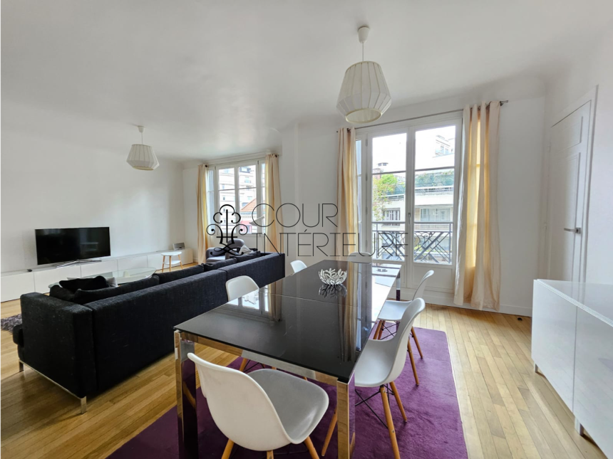 MEUBLÉ – 3 chambres – Paris 17ème –  Wagram – 120 m2 – 4ème étage avec ascenseur – Loyer charges comprises : 4.490 € charges comprises (chauf. inclus)