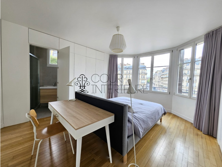 MEUBLÉ – 3 chambres – Paris 17ème –  Wagram – 120 m2 – 4ème étage avec ascenseur – Loyer charges comprises : 4.490 € charges comprises (chauf. inclus)