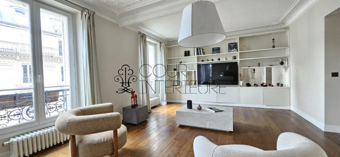 MEUBLÉ – 2 chambres – 96 m2 – Paris 8ème (limite 17ème) – VILLIERS – Rue Constantinople – Quartier Villiers / rue de Levis – 4ème étage ascenseur – Loyer charges comprises : 3.650 euros