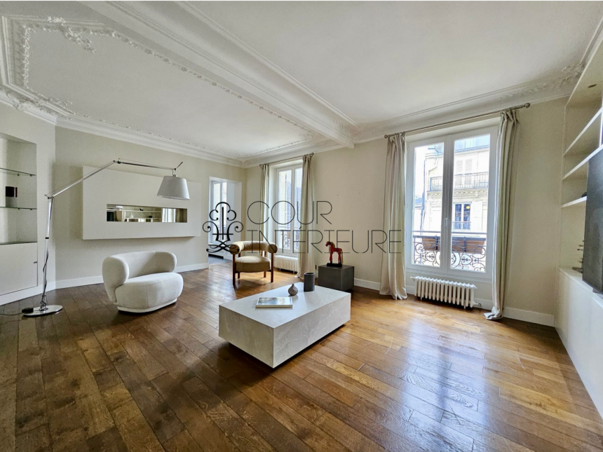 MEUBLÉ – 2 chambres – 96 m2 – Paris 8ème (limite 17ème) – VILLIERS – Rue Constantinople – Quartier Villiers / rue de Levis – 4ème étage ascenseur – Loyer charges comprises : 3.650 euros