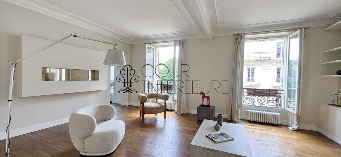 MEUBLÉ – 2 chambres – 96 m2 – Paris 8ème (limite 17ème) – VILLIERS – Rue Constantinople – Quartier Villiers / rue de Levis – 4ème étage ascenseur – Loyer charges comprises : 3.650 euros