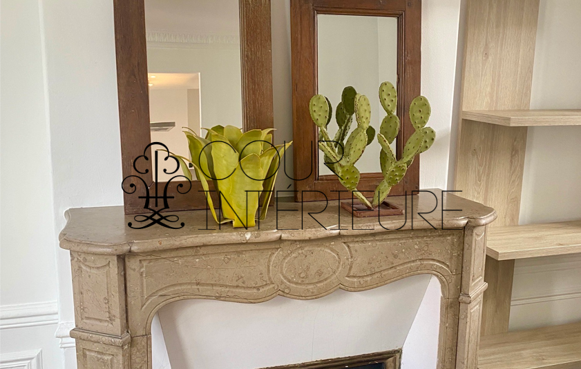 MEUBLÉ – 1 chambre – PARIS 17ème – 46 m2 Haut Batignolles – Métro : Guy Moquet – 5ème étage avec ascenseur – Loyer charges comprises : 1.700 euros