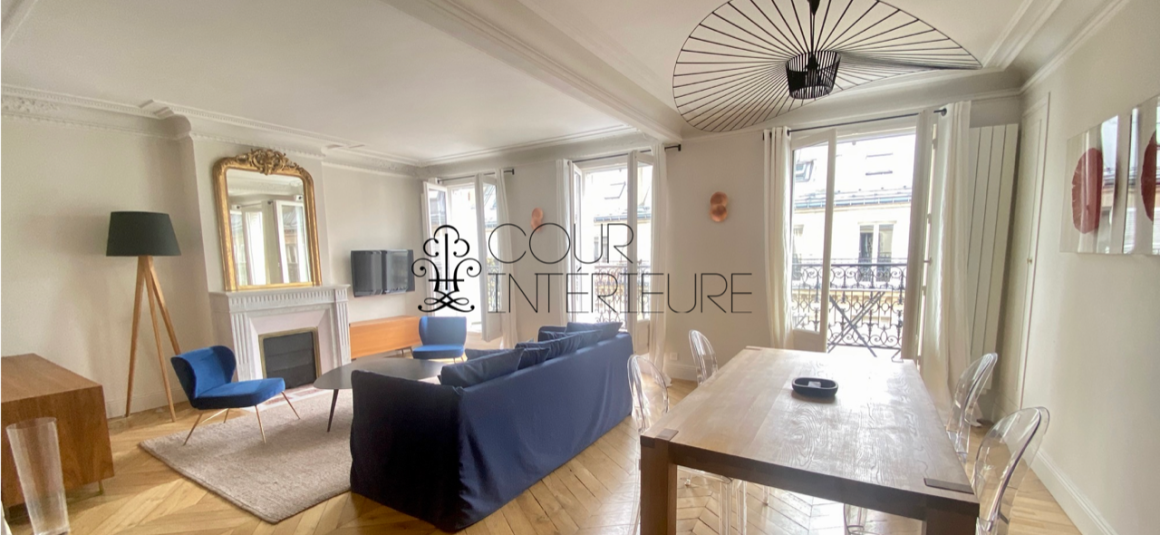 MEUBLÉ – 2 chambres – Paris 8ème – Saint Augustin – 88 m2 – 5ème étage ascenseur – GRAND BALCON FILANT de 7 m2  PLEIN SUD – Loyer charges comprises : 3.650 euros