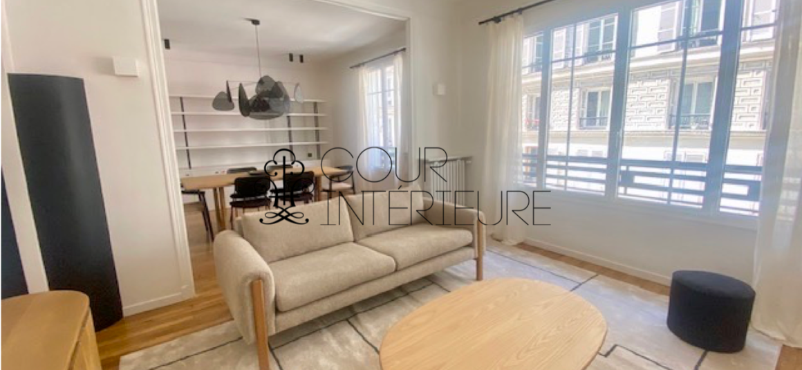 MEUBLÉ – 2 chambres – 75 m2 – Paris 9ème – Rue Mansart – 1er étage avec ascenseur – Loyer charges comprises : 3.000 euros (chauffage collectif)