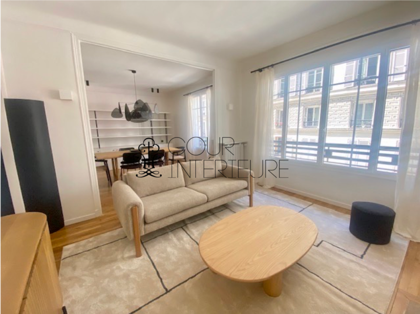 MEUBLÉ – 2 chambres – 75 m2 – Paris 9ème – Rue Mansart – 1er étage avec ascenseur – Loyer charges comprises : 3.000 euros (chauffage collectif)