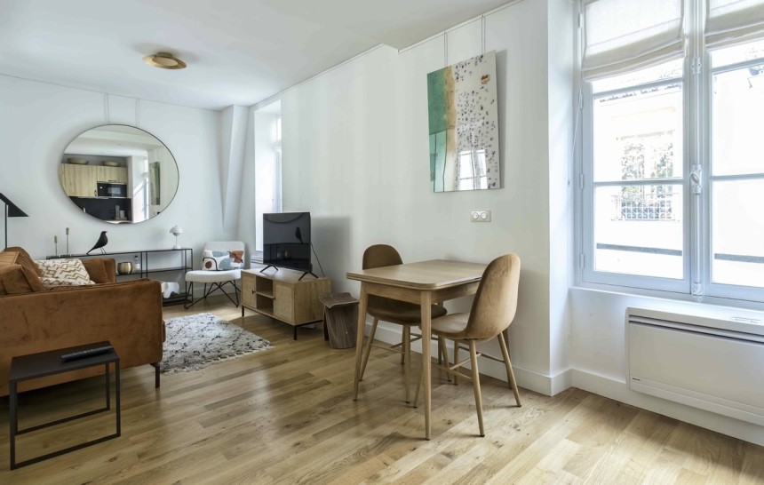 MEUBLÉ – 1 chambre – Paris 3ème – Marais – Coeur du Marais – Rue Arquebusiers – 31 m2 – 3ème étage sans ascenseur – Loyer charges comprises : 1.750 euros