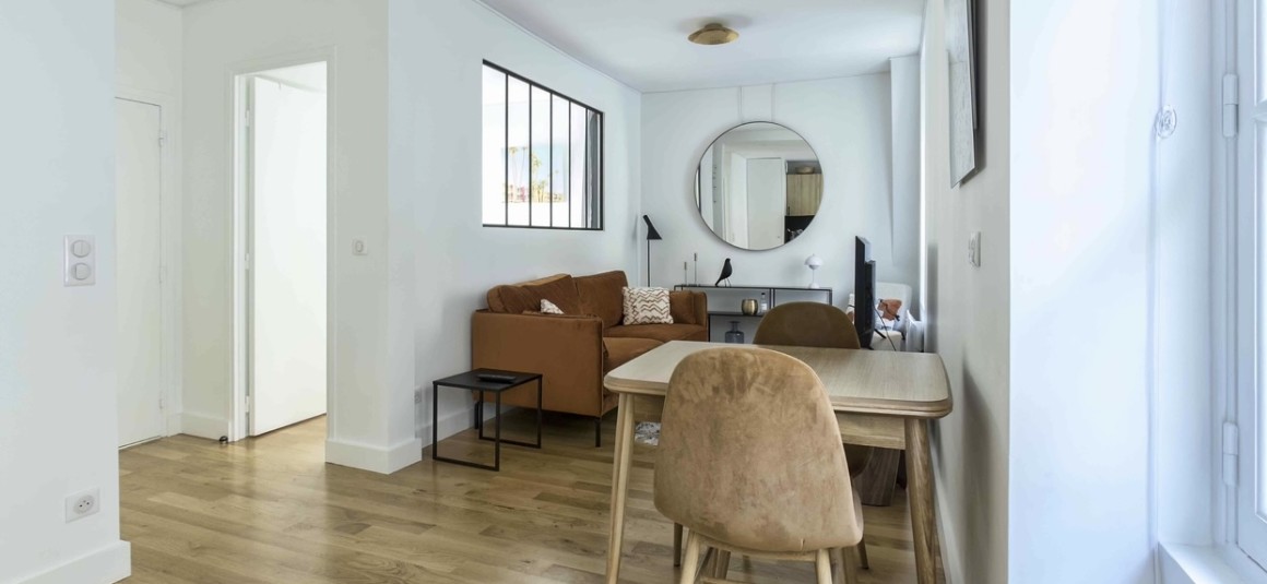 MEUBLÉ – 1 chambre – Paris 3ème – Marais – Coeur du Marais – Rue Arquebusiers – 31 m2 – 3ème étage sans ascenseur – Loyer charges comprises : 1.750 euros