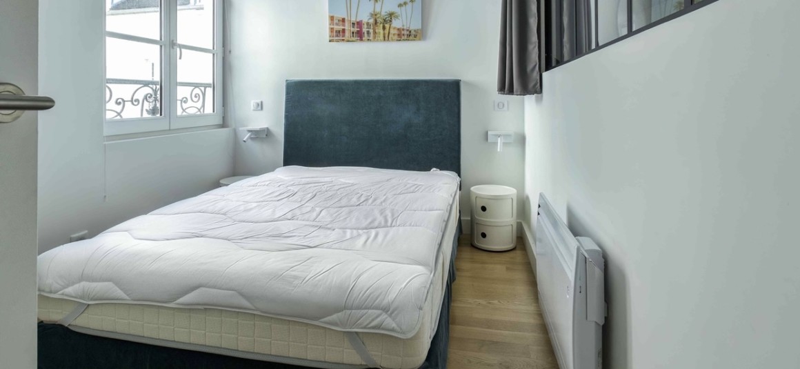 MEUBLÉ – 1 chambre – Paris 3ème – Marais – Coeur du Marais – Rue Arquebusiers – 31 m2 – 3ème étage sans ascenseur – Loyer charges comprises : 1.750 euros