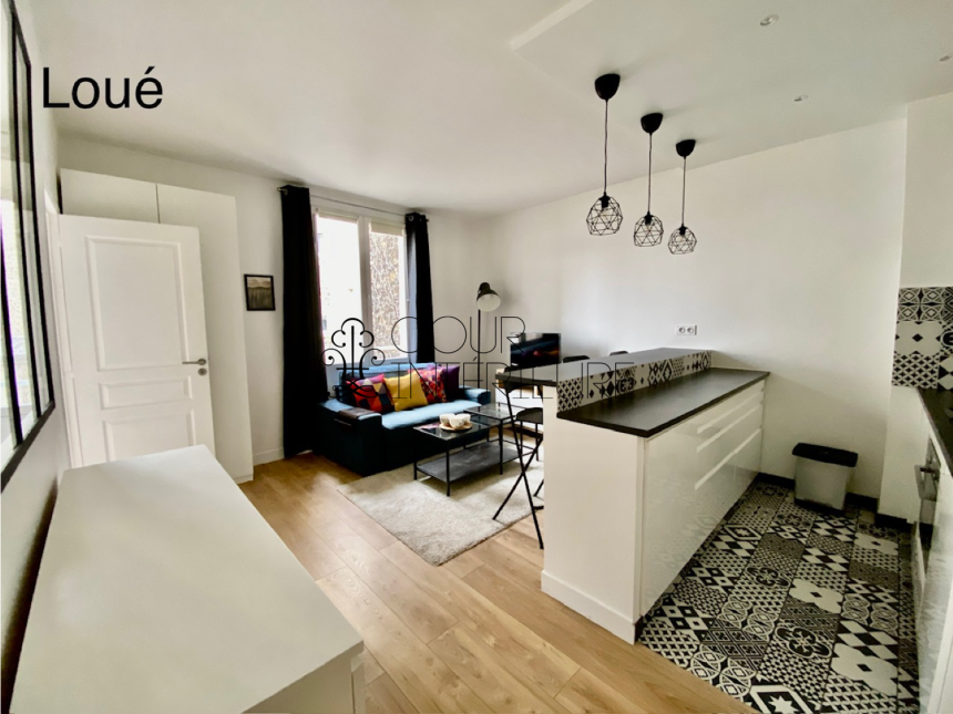 MEUBLÉ – 1 chambre – 31 m2 – Paris 17ème – Rue Débarcadère – 3ème étage ascenseur – Loyer charges comprises : 1.500 euros