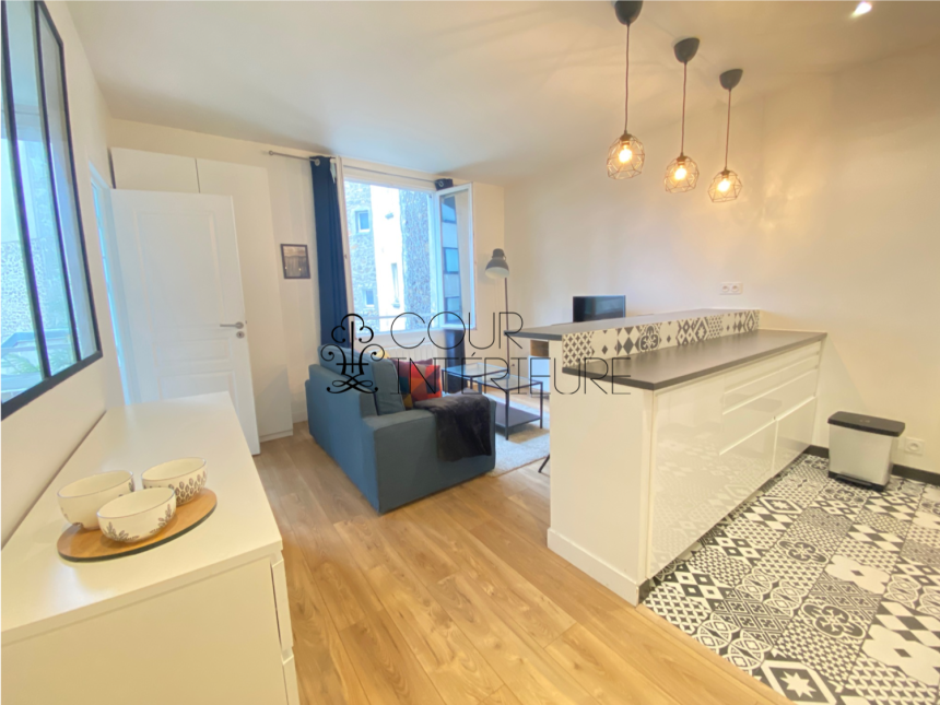 MEUBLÉ – 1 chambre – 31 m2 – Paris 17ème – Rue Débarcadère – 3ème étage ascenseur – Loyer charges comprises : 1.500 euros