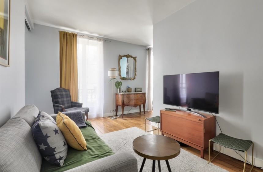 MEUBLÉ – 1 chambre – Paris 16ème – 50 m2 – Rue Duret – 1er étage ascenseur – Loyer charges comprises : 2.000 euros