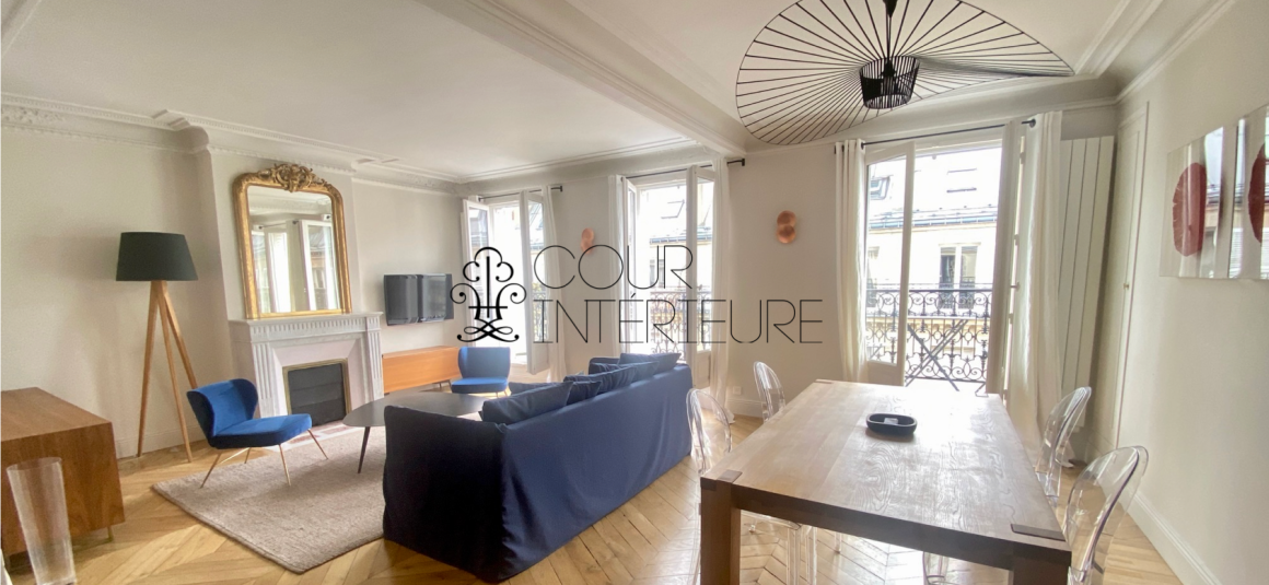 MEUBLÉ – 2 chambres – Paris 8ème – Saint Augustin – 88 m2 – 5ème étage ascenseur – GRAND BALCON FILANT de 7 m2  PLEIN SUD – Loyer charges comprises : 3.650 euros