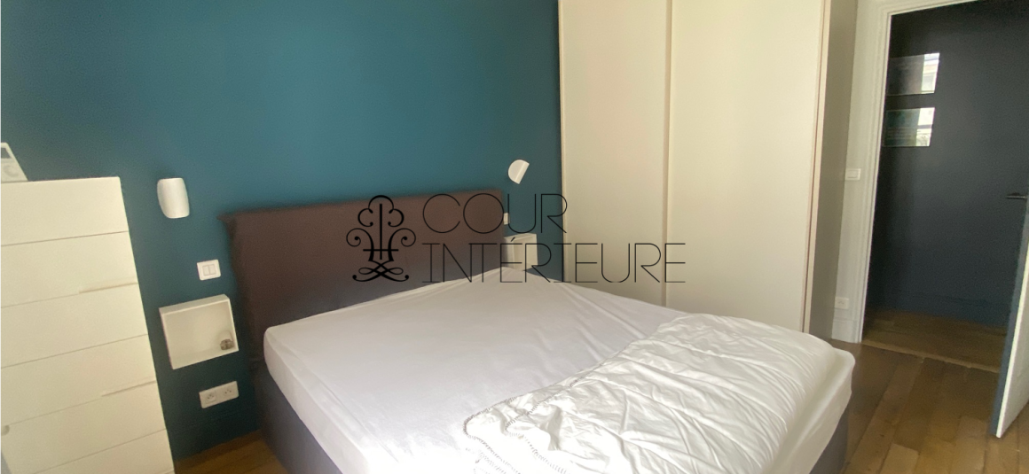 MEUBLÉ – 2 chambres – Paris 8ème – Saint Augustin – 88 m2 – 5ème étage ascenseur – GRAND BALCON FILANT de 7 m2  PLEIN SUD – Loyer charges comprises : 3.650 euros