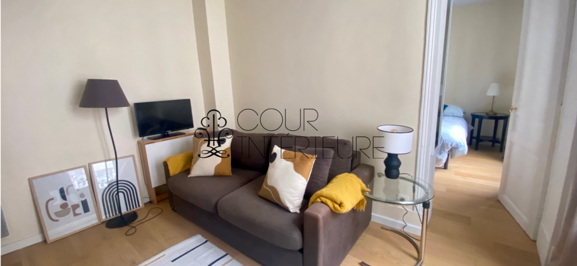 MEUBLÉ – 1 chambre – 29 m2 – Paris 14ème – Avenue du Maine – 2ème sans ascenseur – Loyer charges comprises : 1.350 euros