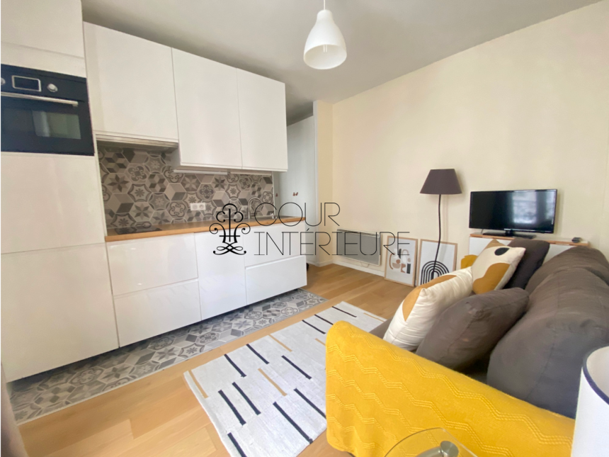 MEUBLÉ – 1 chambre – 29 m2 – Paris 14ème – Avenue du Maine – 2ème sans ascenseur – Loyer charges comprises : 1.350 euros