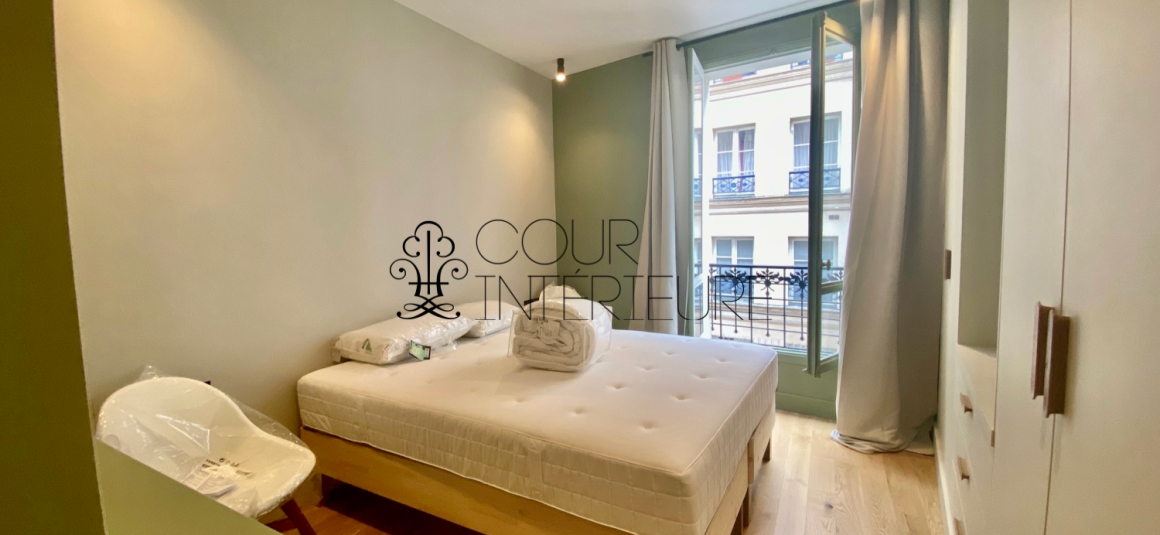 MEUBLÉ – 1 chambre – MARAIS – Paris 3ème  – Rue de Montmorency – 35 m2 – 2e étage sans ascenseur – Loyer charges comprises : 1.800 €