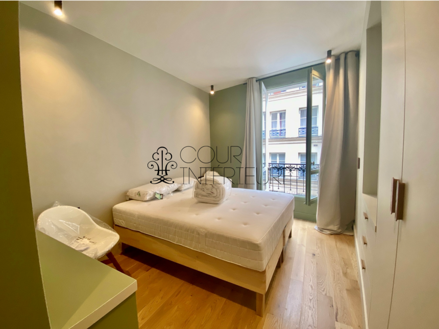 MEUBLÉ – 1 chambre – MARAIS – Paris 3ème  – Rue de Montmorency – 35 m2 – 2e étage sans ascenseur – Loyer charges comprises : 1.800 €