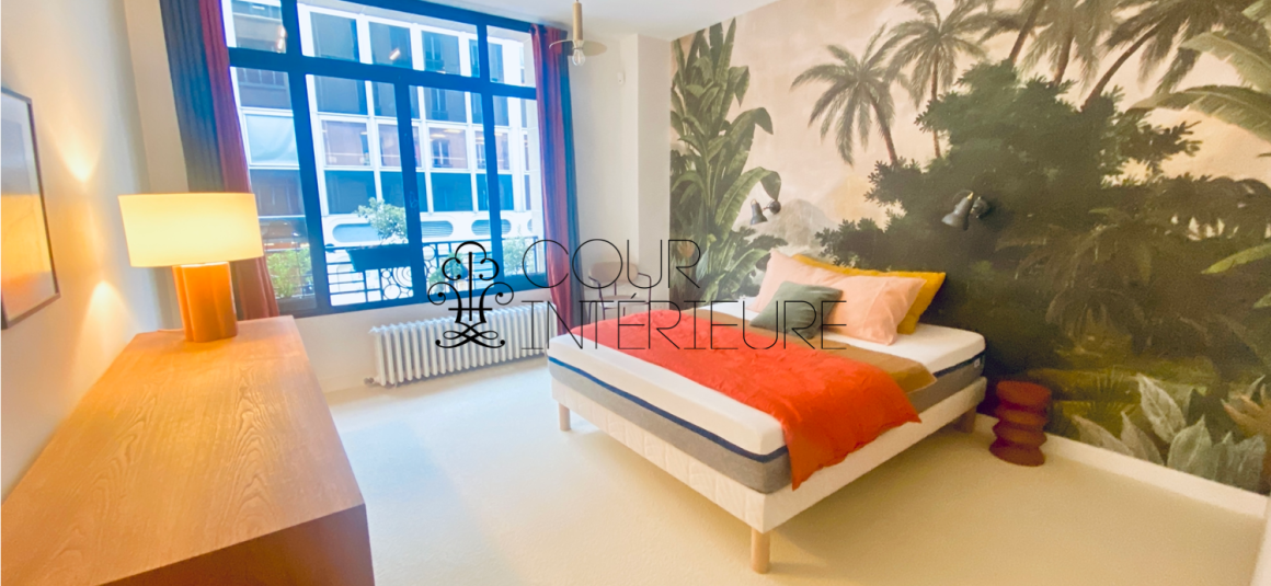 MEUBLÉ grand standing – 4 chambres – Paris 8ème – Marché Treilhard / Parc Monceau – 233 m2 – 1er étage avec ascenseur – Loyer charges comprises : 6.450 euros (chauffage compris et internet)