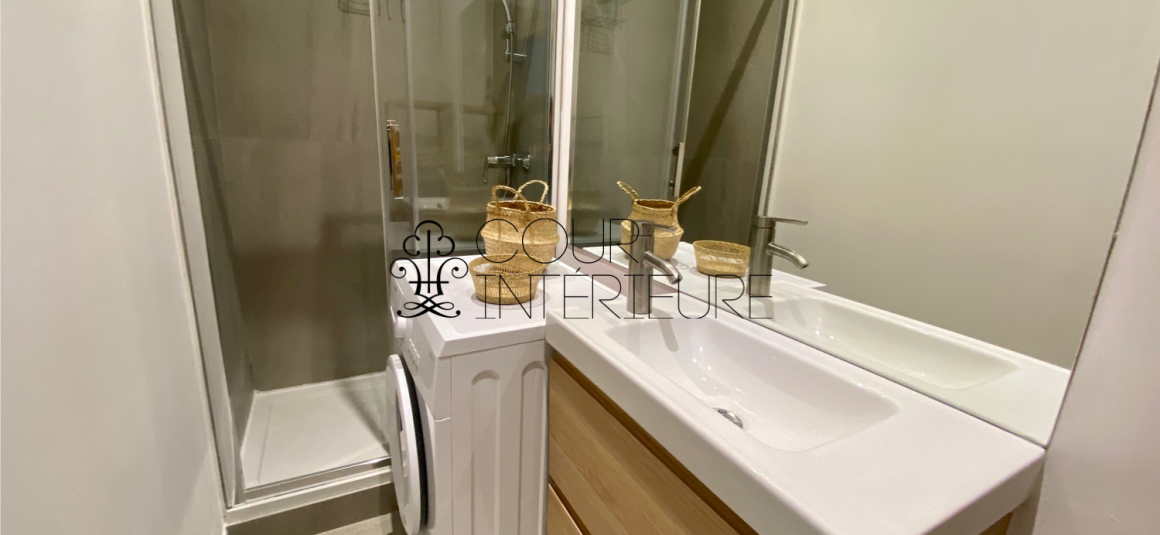 MEUBLÉ – 1 Chambre + double séjour – 55 m2 – Rue Legendre (haut Batignolles) – 2ème étage ascenseur – balcon filant – Loyer charges comprises : 2.050 euros