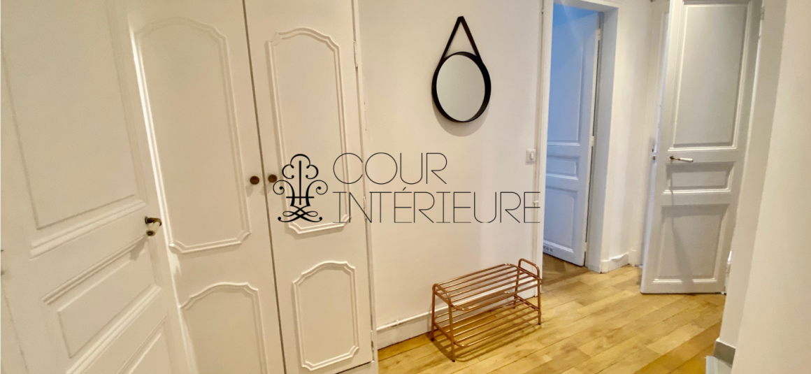 MEUBLÉ – 1 Chambre + double séjour – 55 m2 – Rue Legendre (haut Batignolles) – 2ème étage ascenseur – balcon filant – Loyer charges comprises : 2.050 euros