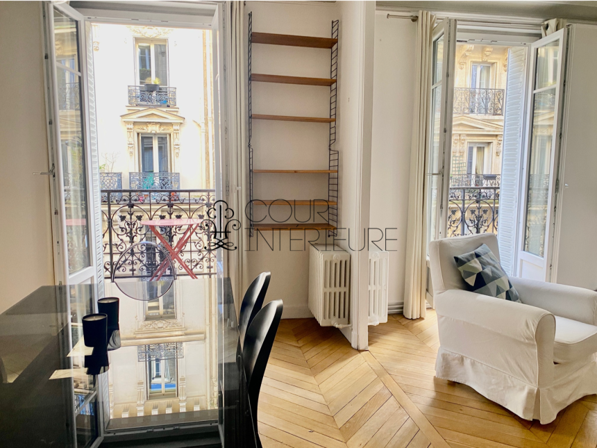 MEUBLÉ – 1 Chambre + double séjour – 55 m2 – Rue Legendre (haut Batignolles) – 2ème étage ascenseur – balcon filant – Loyer charges comprises : 2.050 euros