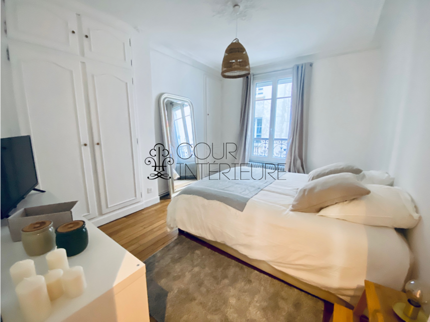 MEUBLÉ – 1 Chambre + double séjour – 55 m2 – Rue Legendre (haut Batignolles) – 2ème étage ascenseur – balcon filant – Loyer charges comprises : 2.050 euros