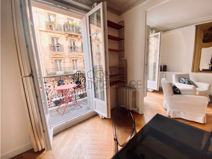 MEUBLÉ – 1 Chambre + double séjour – 55 m2 – Rue Legendre (haut Batignolles) – 2ème étage ascenseur – balcon filant – Loyer charges comprises : 2.050 euros