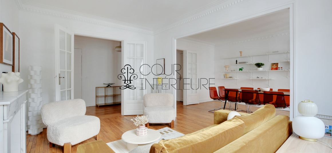 MEUBLÉ – Rénovation totale de standing – 2 grandes chambres – 97 m2 – Paris 18ème – Rue Lamarck – 3ème étage ascenseur – Loyer charges comprises : 3.850 euros (chauffage collectif)