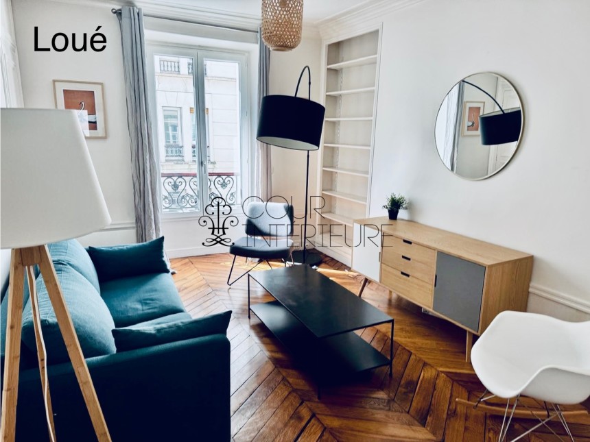 MEUBLÉ – 1 chambre – Paris 17ème – 44 m2 – Coeur Village Batignolles – 2ème sans ascenseur – Loyer charges comprises : 1.850 euros MEUBLÉ – 1 chambre – Paris 17ème – 44 m2 – Coeur Village Batignolles – 2ème sans ascenseur – Loyer charges comprises : 1.850 euros