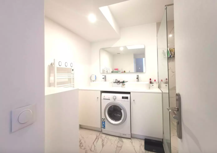 MEUBLÉ – 2 chambres – 80 m2 – Paris 16ème – Rue de la Tour – Balcon – 3ème étage ascenseur – Loyer charges comprises : 3.000 euros