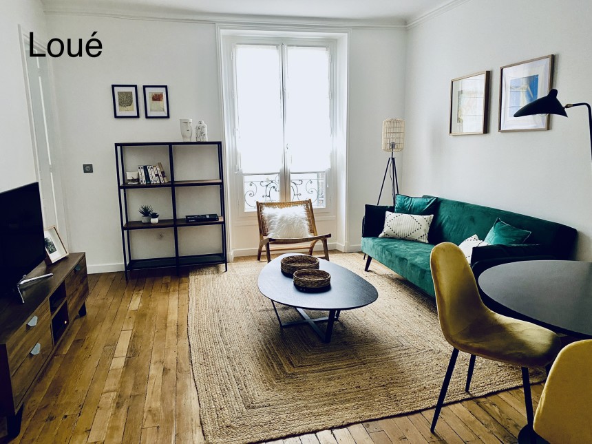 MEUBLÉ – Rénovation totale récente –  1 chambre – 44 m2 – Paris 7ème – Rue Saint Dominique (Gros Caillou) – 4e étage avec ascenseur – Loyer charges comprises : 2.100 €