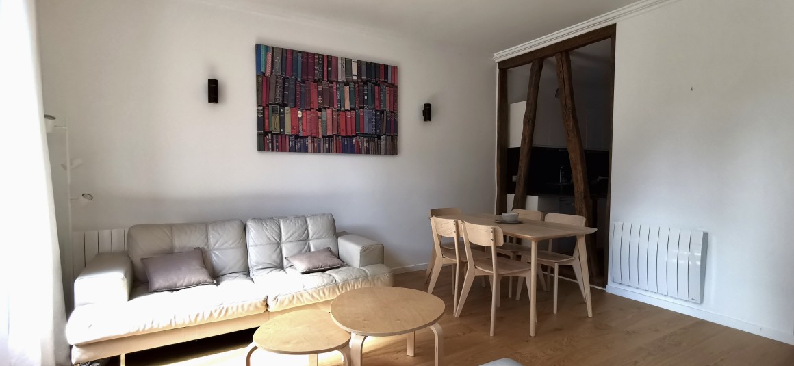 MEUBLÉ – 2 chambres – 80 m2 – Paris 16ème – Rue de la Tour – Balcon – 3ème étage ascenseur – Loyer charges comprises : 3.000 euros