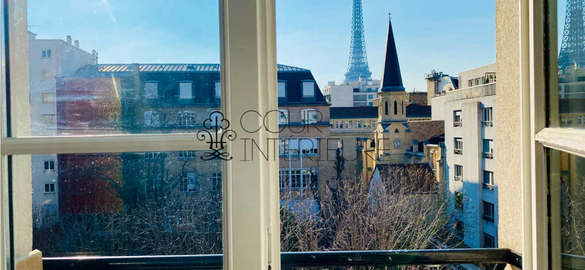 MEUBLÉ – Rénovation totale récente –  1 chambre – 44 m2 – Paris 7ème – Rue Saint Dominique (Gros Caillou) – 4e étage avec ascenseur – Loyer charges comprises : 2.100 €