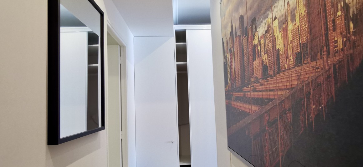 MEUBLÉ – 2 chambres – 80 m2 – Paris 16ème – Rue de la Tour – Balcon – 3ème étage ascenseur – Loyer charges comprises : 3.000 euros
